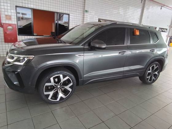 VOLKSWAGEN TAOS 1.4 250 TSI TOTAL FLEX HIGHLINE AUTOMÁTICO VOLKSWAGEN TAOS 1.4 250 TSI TOTAL FLEX HIGHLINE AUTOMÁTICO